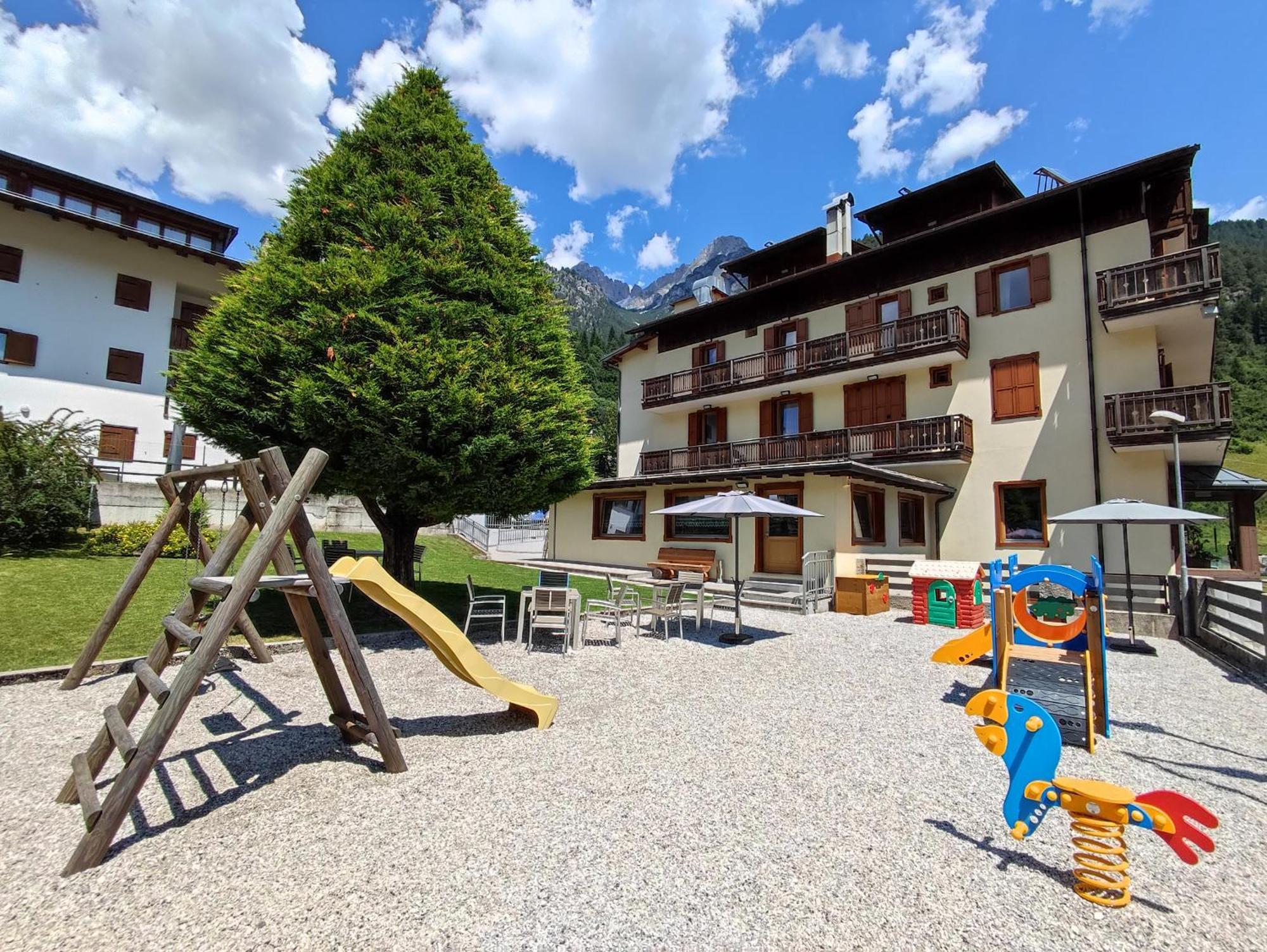 Hotel La Nuova Montanina Auronzo di Cadore Exterior foto