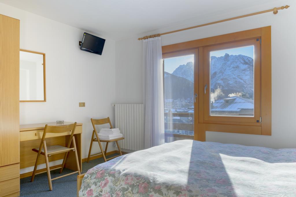 Hotel La Nuova Montanina Auronzo di Cadore Exterior foto